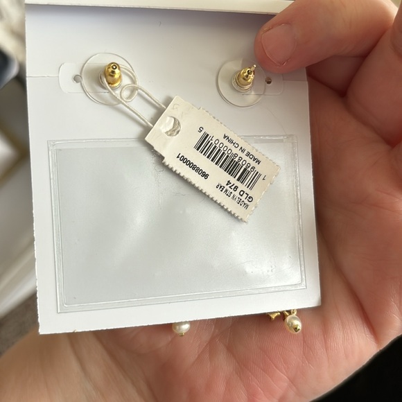 Kendra Scott Madelyn earrings - Picture 2 of 2